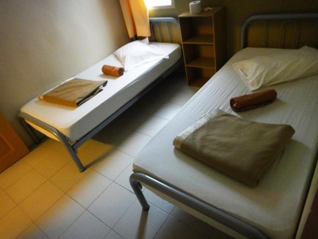 Eight Mentigi Guesthouse Cameron Highlands Room photo